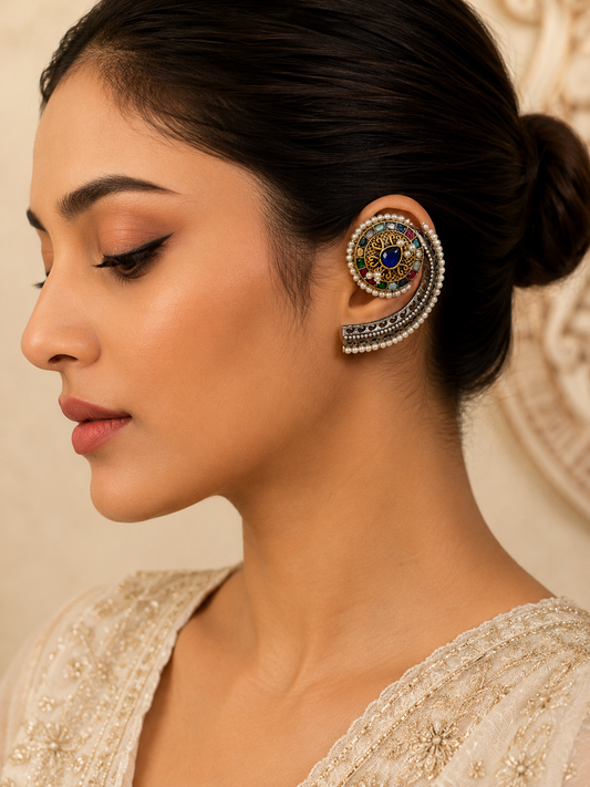 Neelvastra Vritika Studs