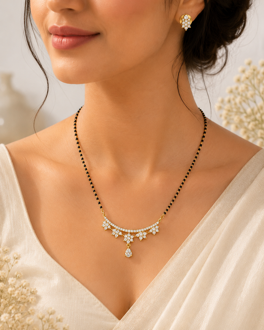 Dewlina Charm Pendant Set