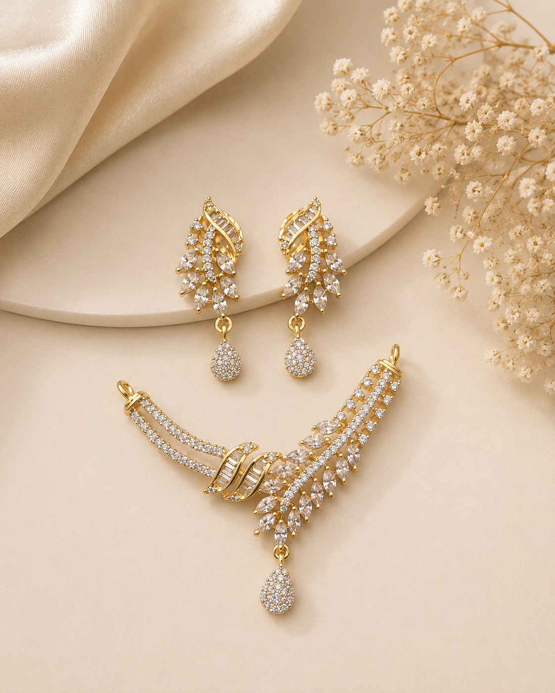 Anvaya Pendant Set