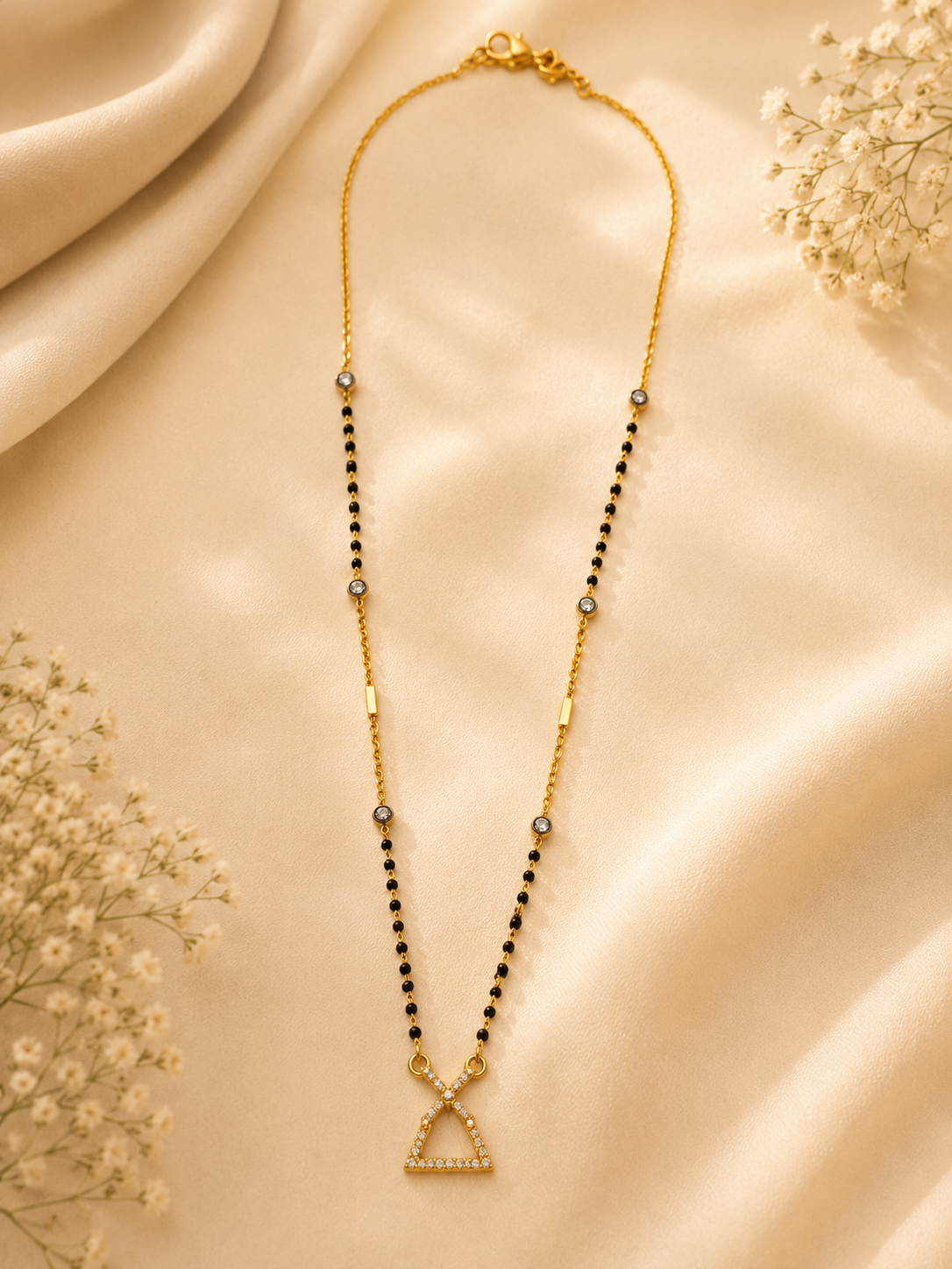 Trikonya Mangalsutra