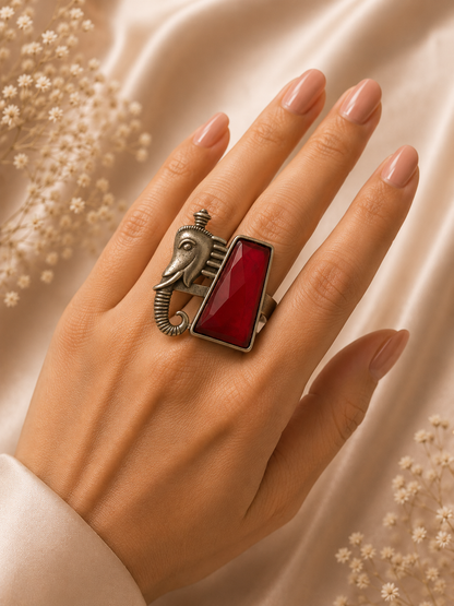 Dviraga Danta Ring