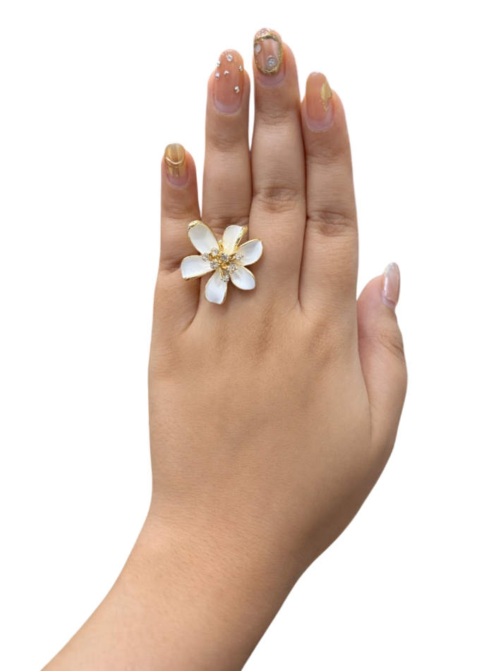 SNOWWHITE SPARK RING