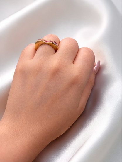 BLUSH HEART RING
