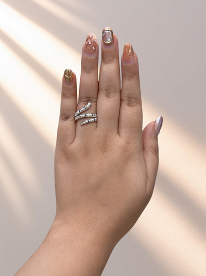 SERPENT SPARK RING