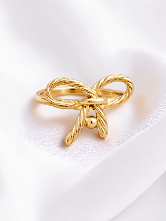 GOLDEN BOW CHARM RING